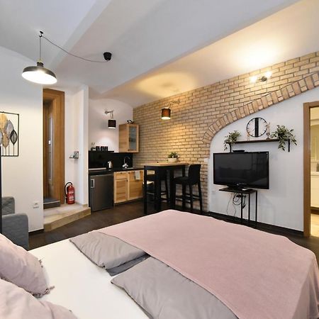 Manuela Varsavska Studio Apartments Zagreb Luaran gambar