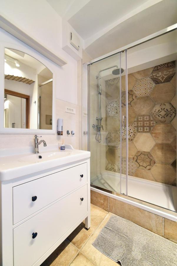 Manuela Varsavska Studio Apartments Zagreb Luaran gambar