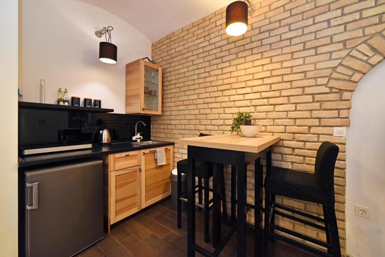 Manuela Varsavska Studio Apartments Zagreb Luaran gambar
