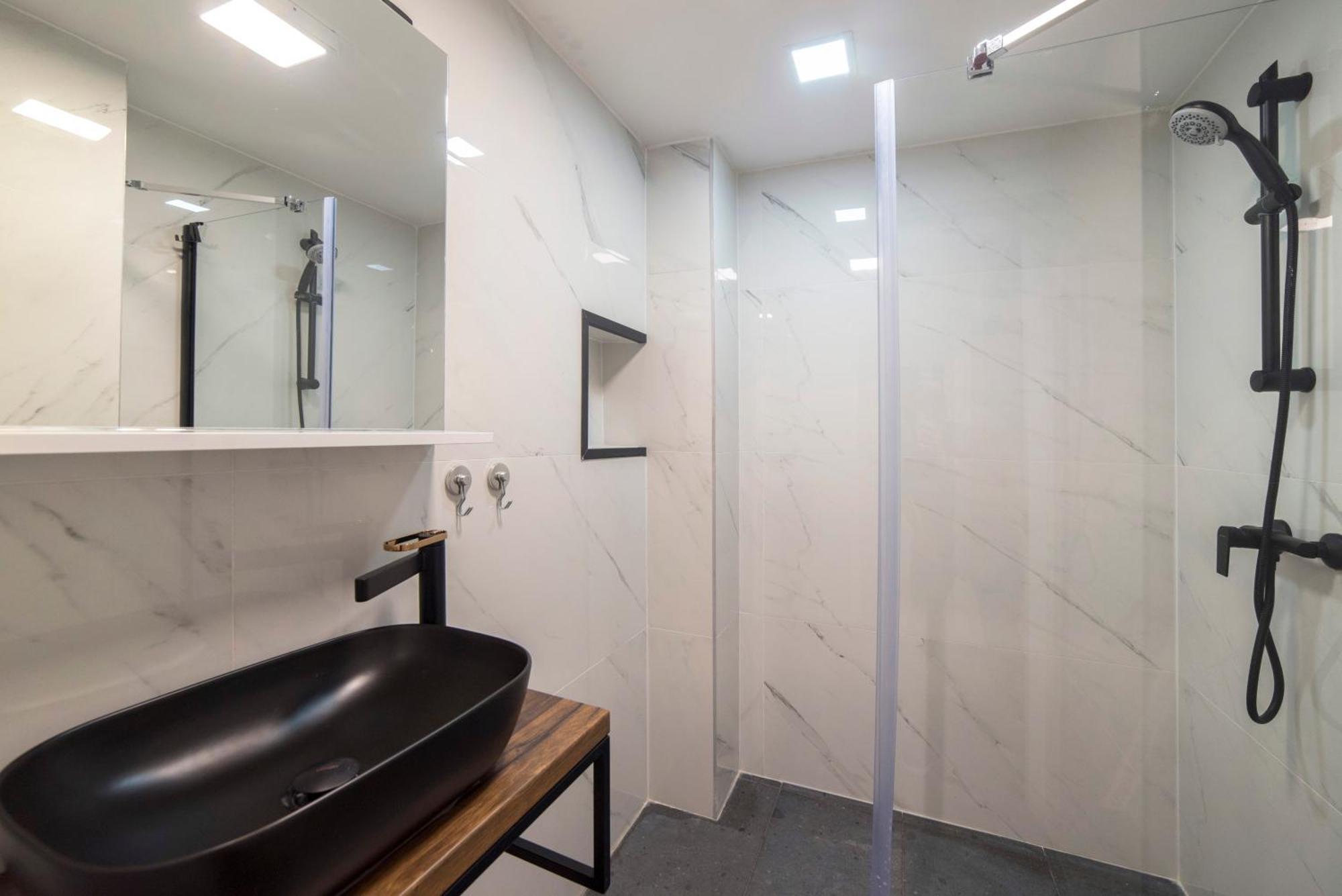 Manuela Varsavska Studio Apartments Zagreb Luaran gambar