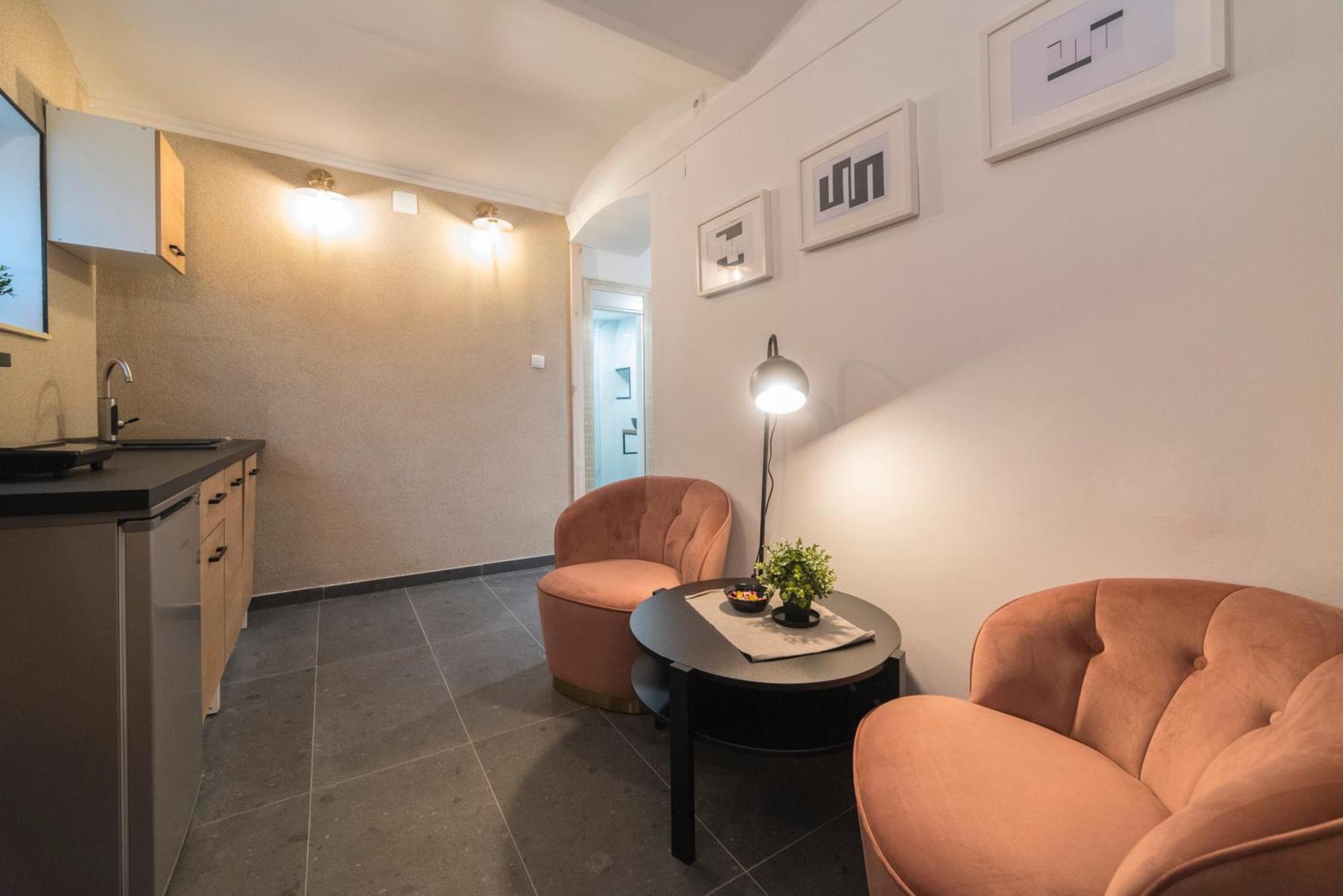 Manuela Varsavska Studio Apartments Zagreb Luaran gambar