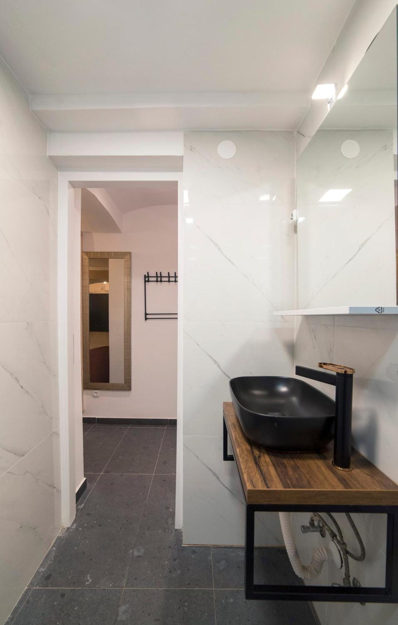Manuela Varsavska Studio Apartments Zagreb Luaran gambar